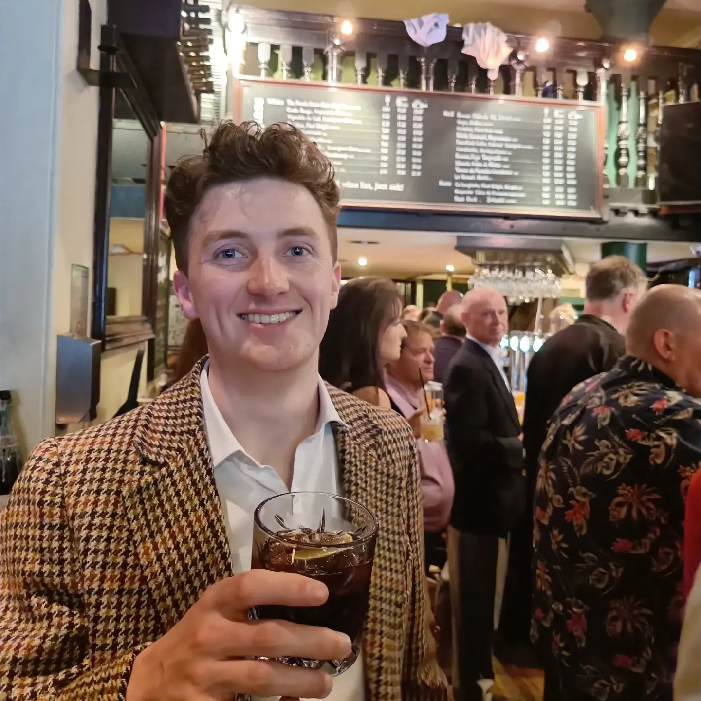 Vroni's Wine Bar review photo 1