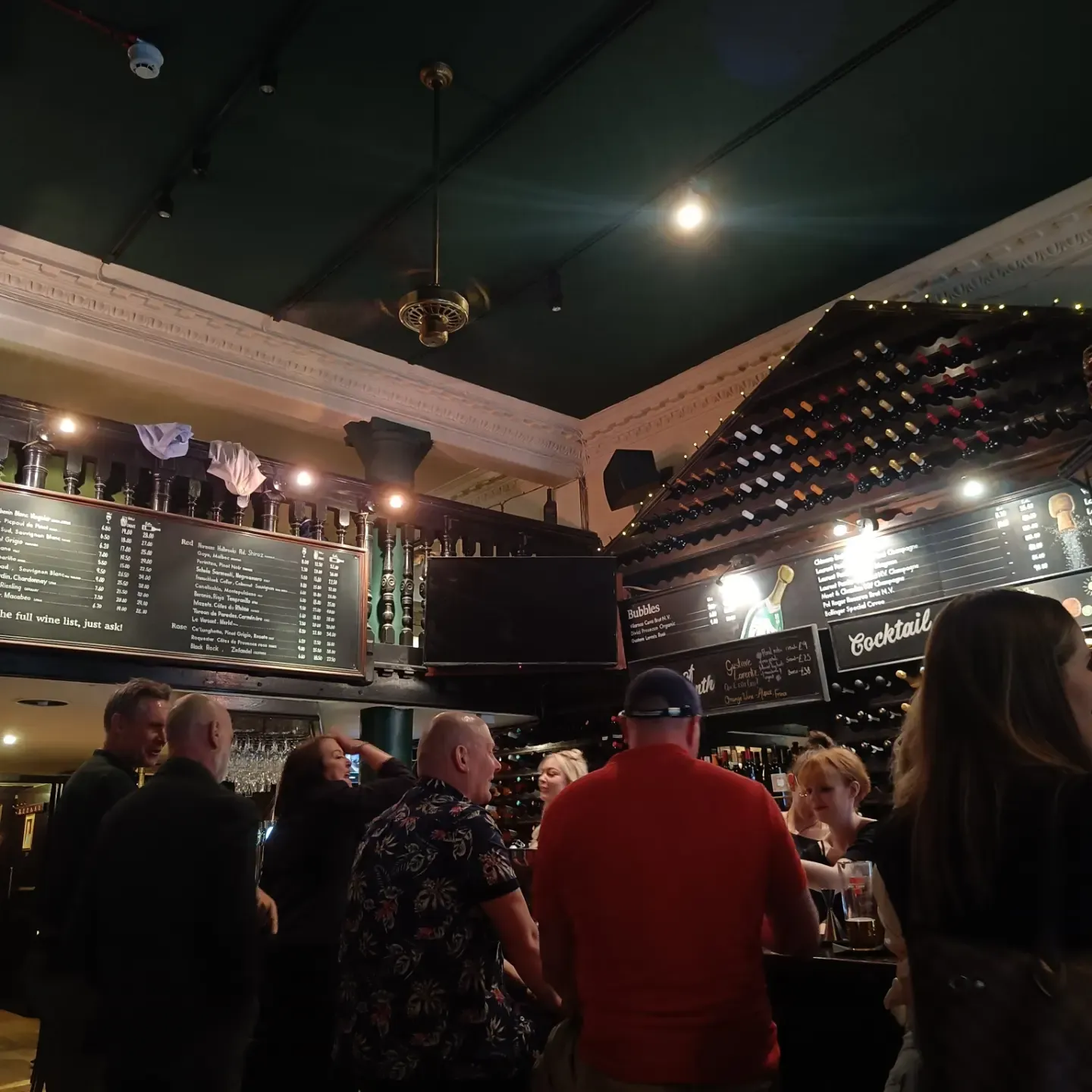 Vroni's Wine Bar review photo 2