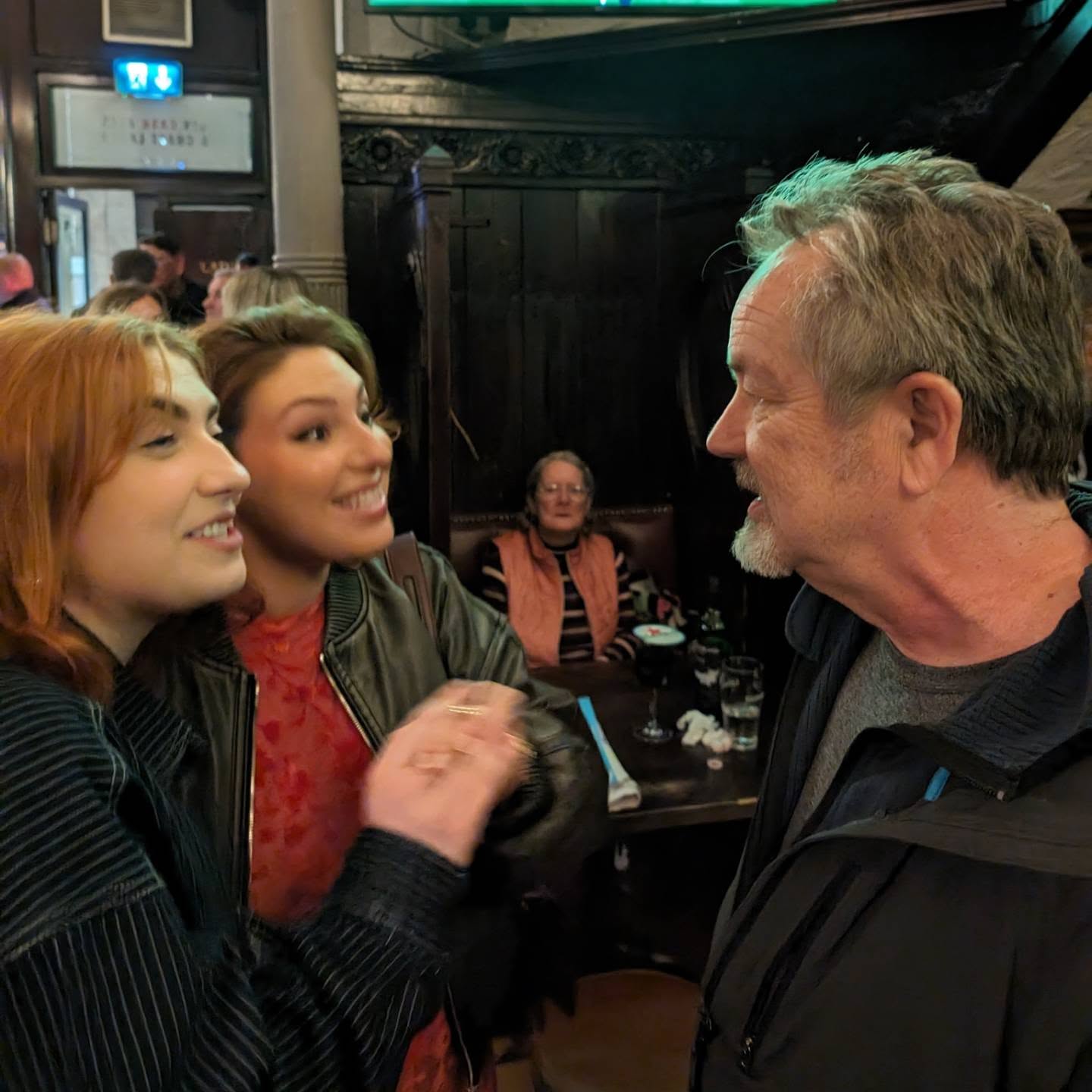 The Horse Shoe Bar review photo 1